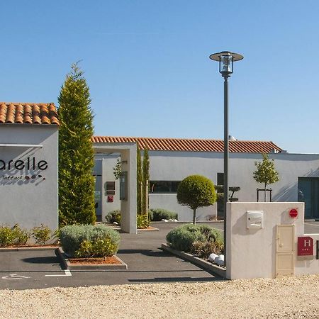 Hotel-Restaurant L'Aquarelle Breuillet  Ngoại thất bức ảnh